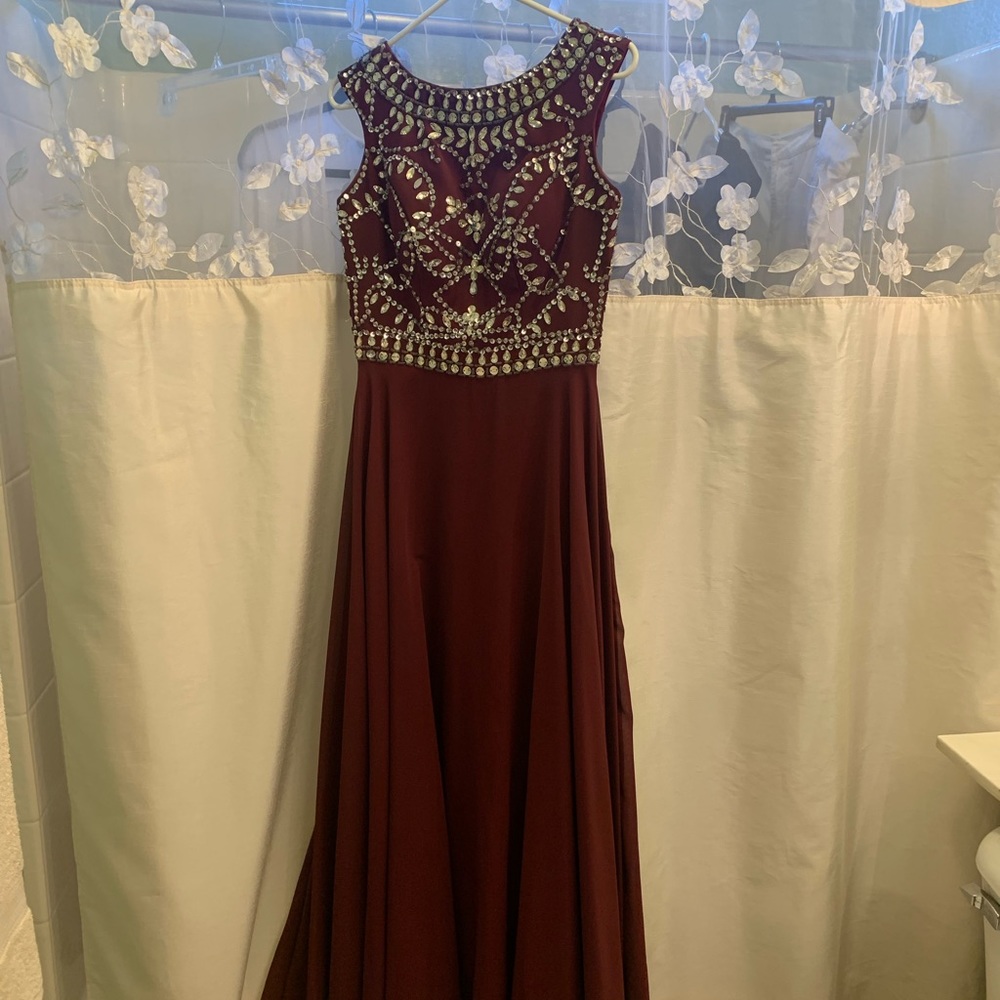 Prom Dress - Picture 2 of 6